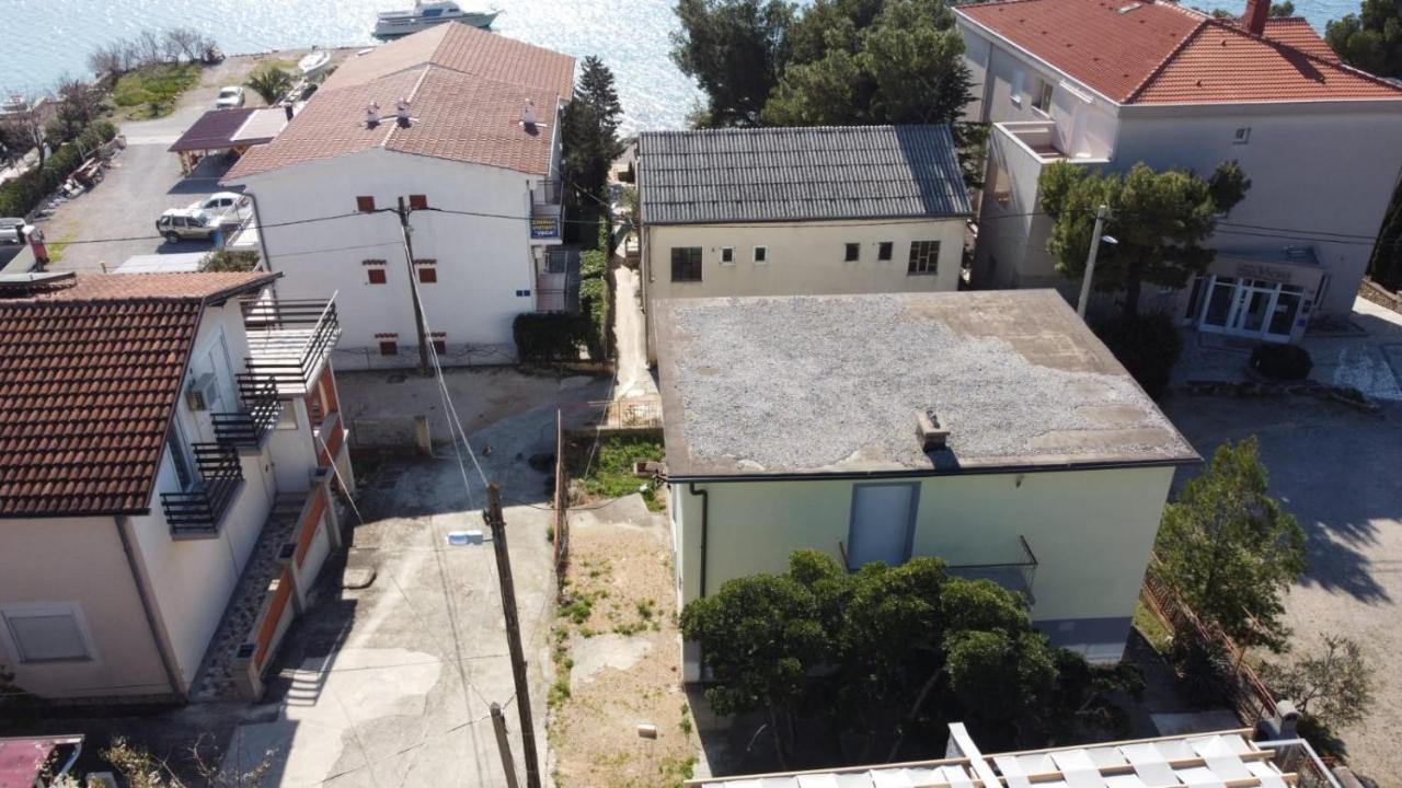 Vila Velvet Hotel Starigrad Paklenica Exterior photo