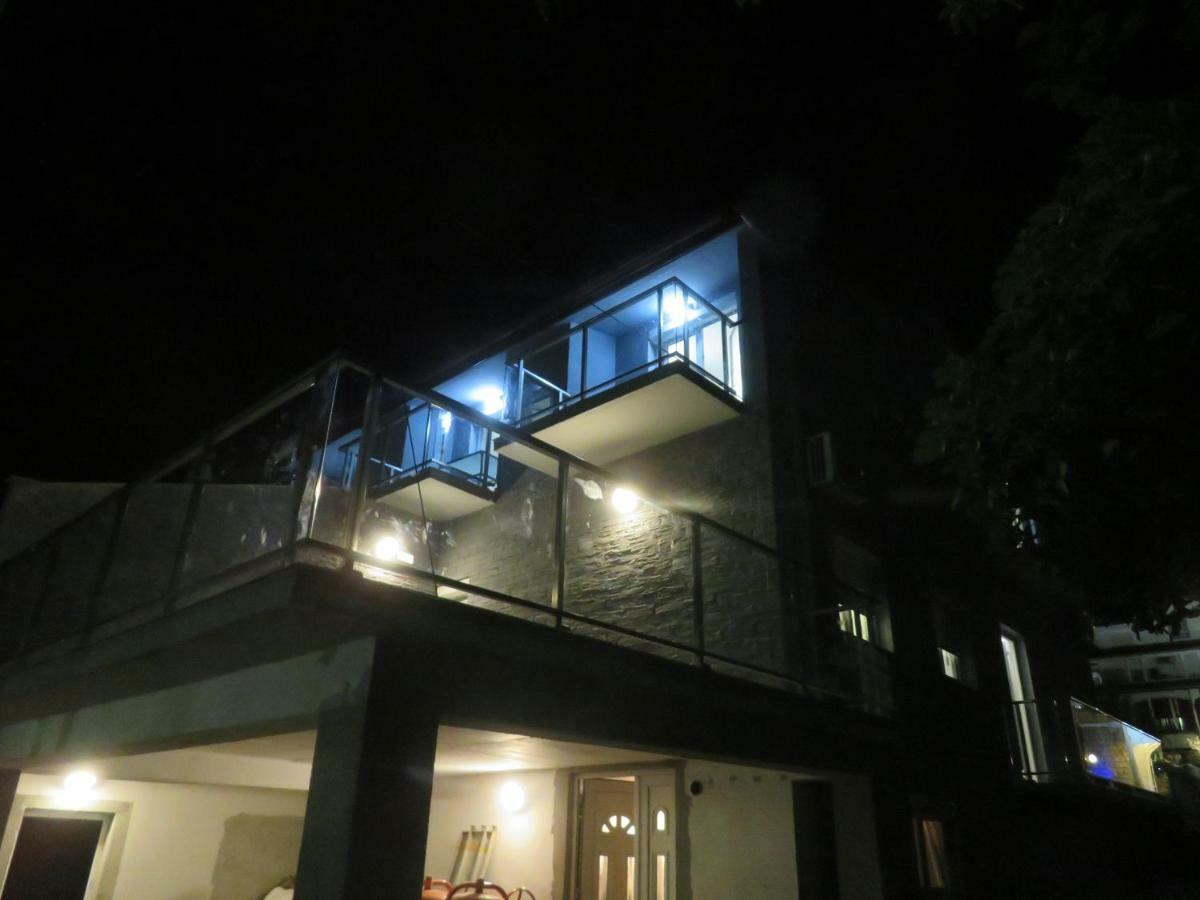 Vila Velvet Hotel Starigrad Paklenica Exterior photo