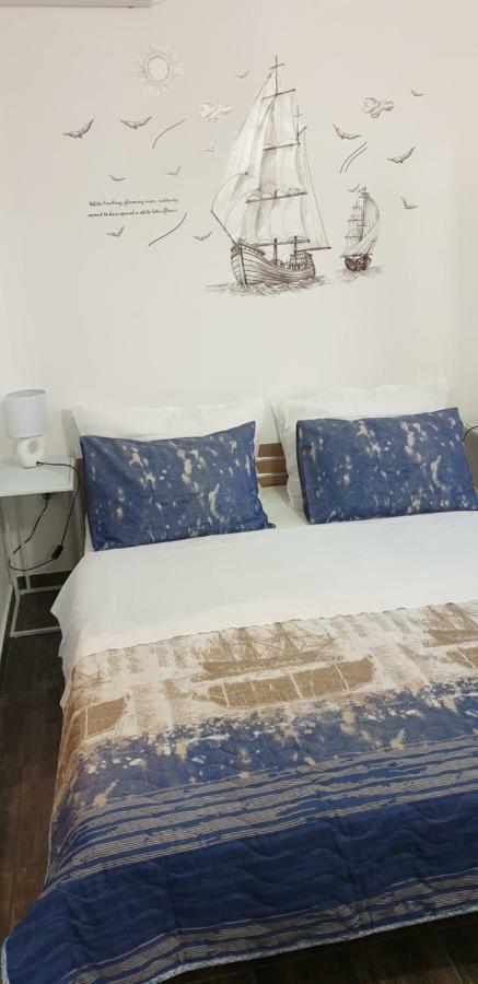 Vila Velvet Hotel Starigrad Paklenica Exterior photo